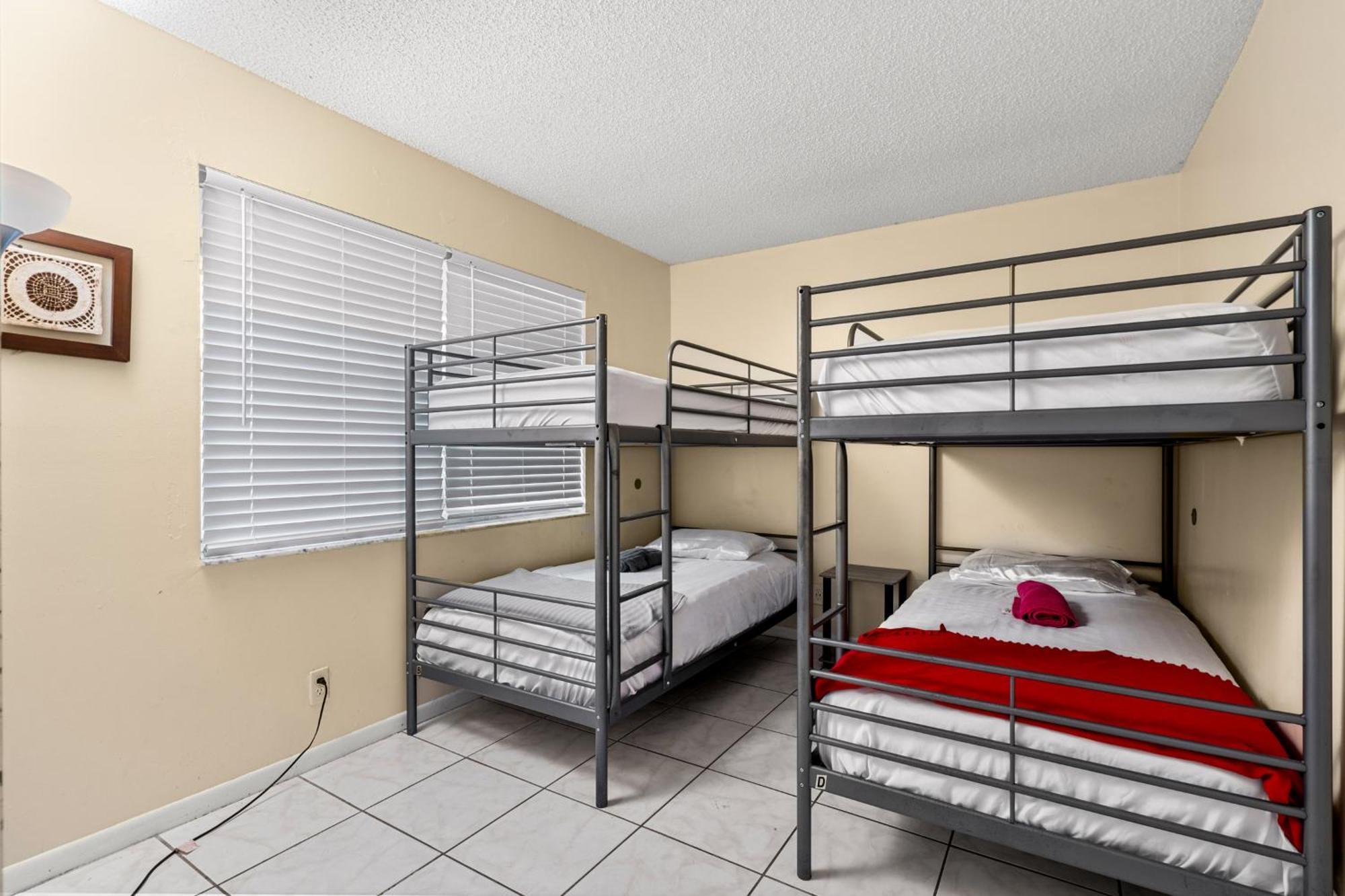 Crocodhouse Early Check In Eight Years Hosting Hostel Fort Lauderdale Luaran gambar