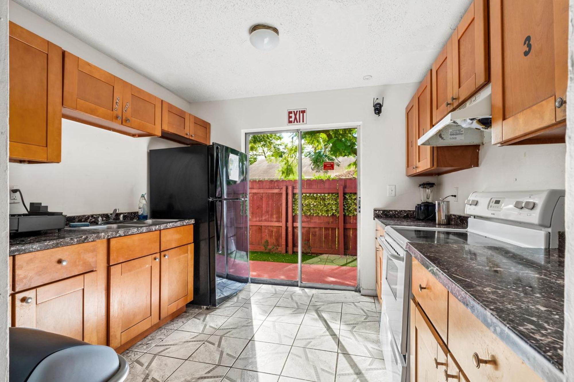 Crocodhouse Early Check In Eight Years Hosting Hostel Fort Lauderdale Luaran gambar